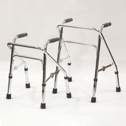 小さな子供向けの歩行器 アウトレット品