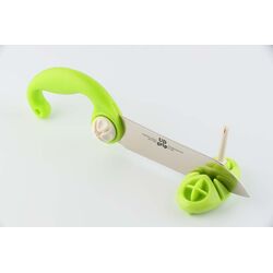 使う人の手に合わせて持ちやすくなるUDグリップ包丁