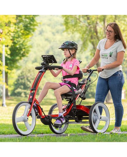 訓練用三輪車 リフトン トライサイクル２【Rifton Tricycle】