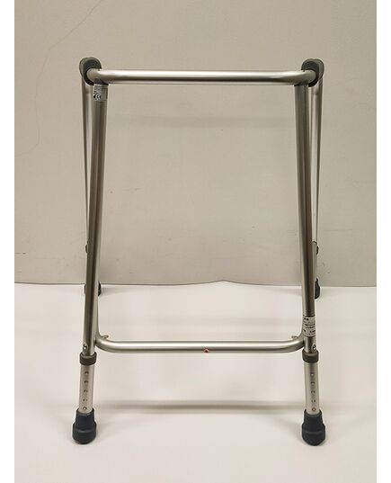 小柄な方向けの歩行器：スタンダード歩行器　アウトレット特価品